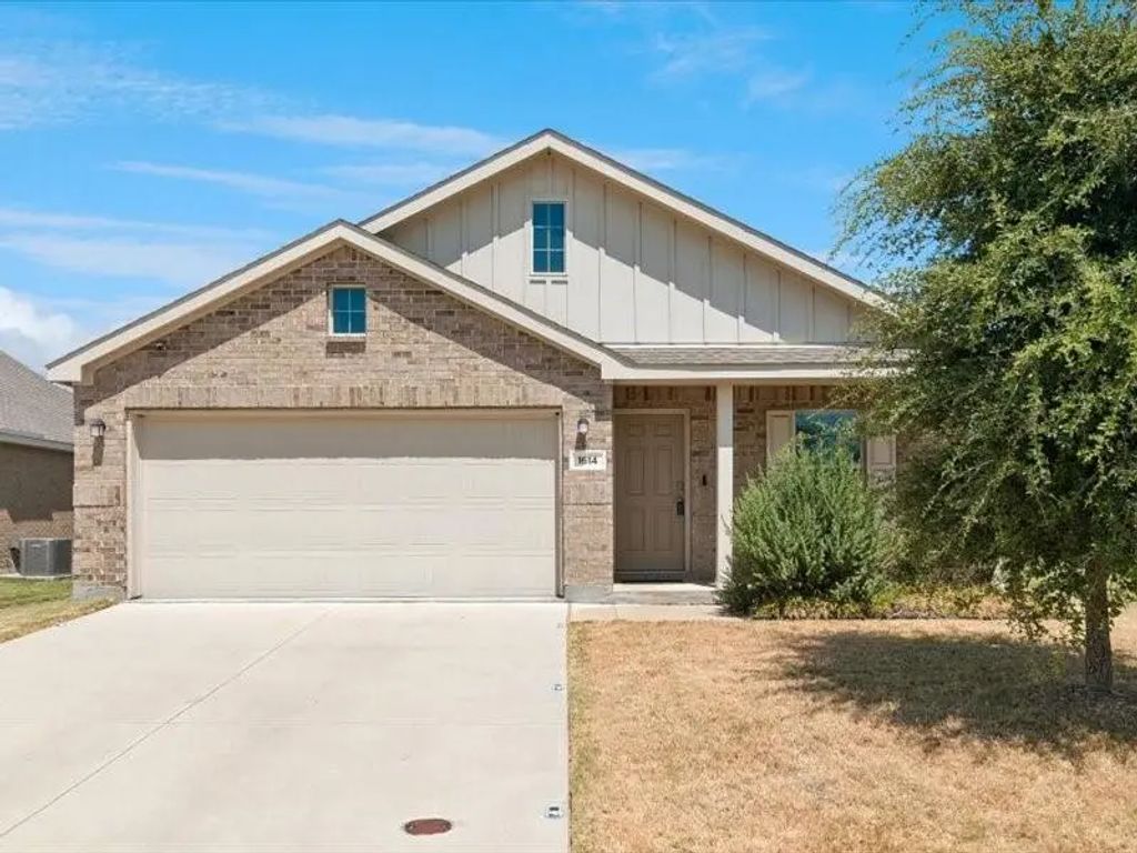 1614 Fields View Drive, Anna