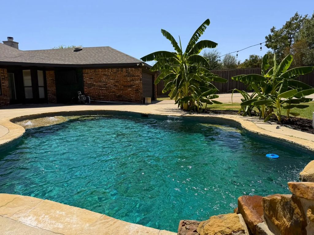 1621 Winter Park Lane, Lewisville