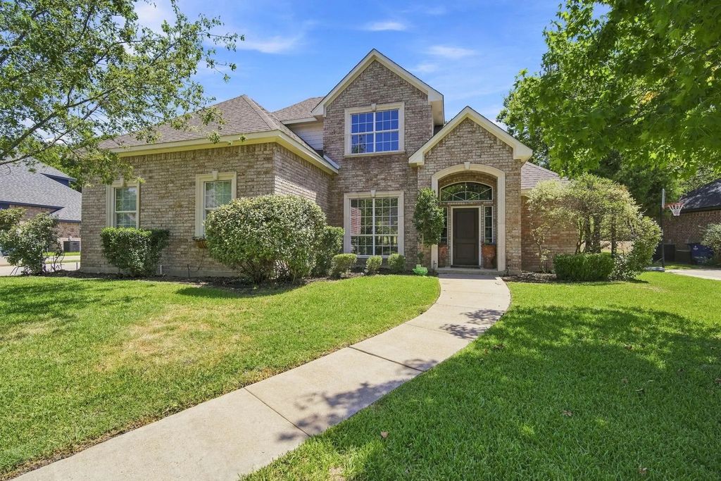 1207 Oak Creek Drive, Ennis