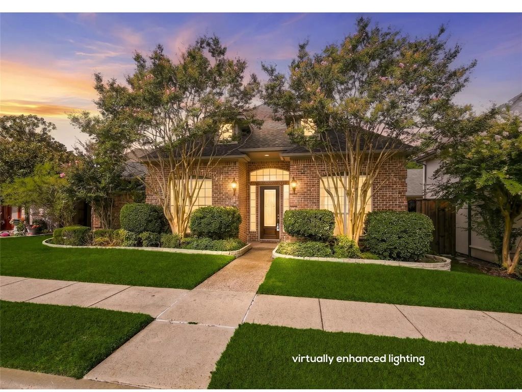 2240 Bedford Circle, Bedford