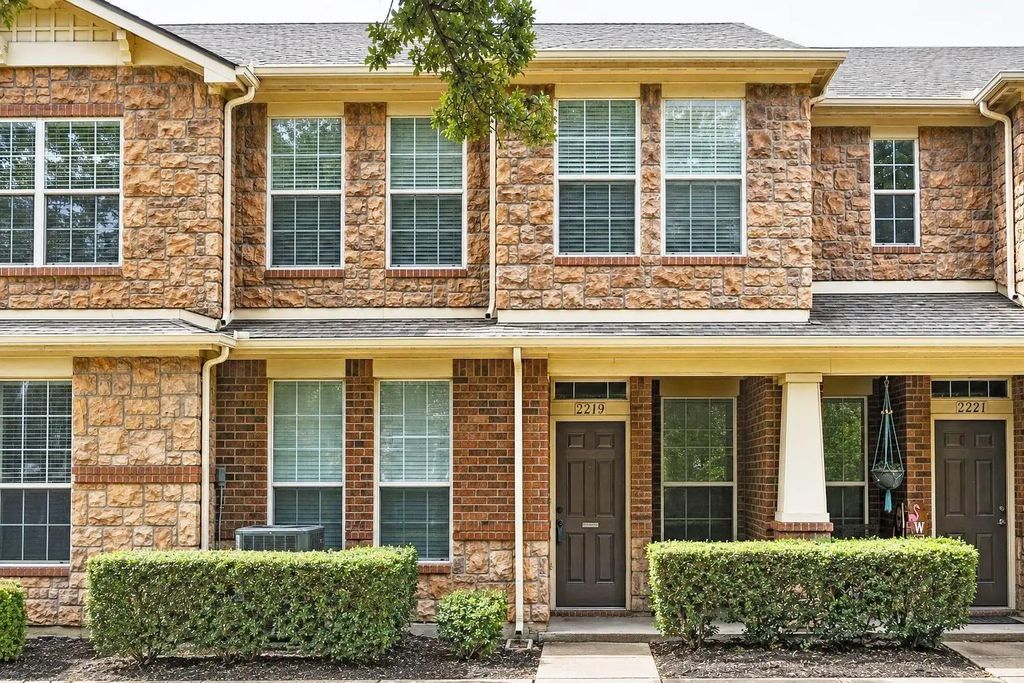 2219 Glacier Park Lane, Grand Prairie