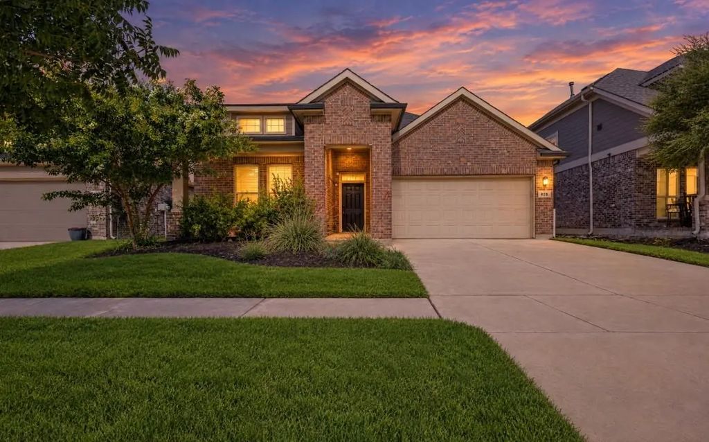 928 Dove Cove, Argyle