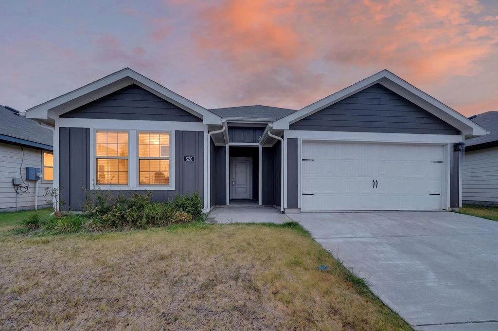 520 Creek End Drive, Princeton