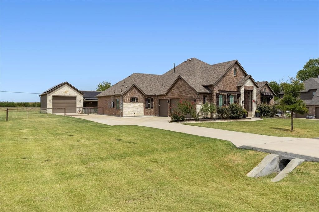 157 Daniel Drive, Van Alstyne