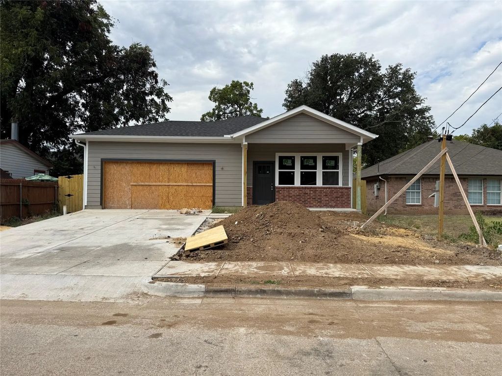 2723 Gertrude Avenue, Dallas