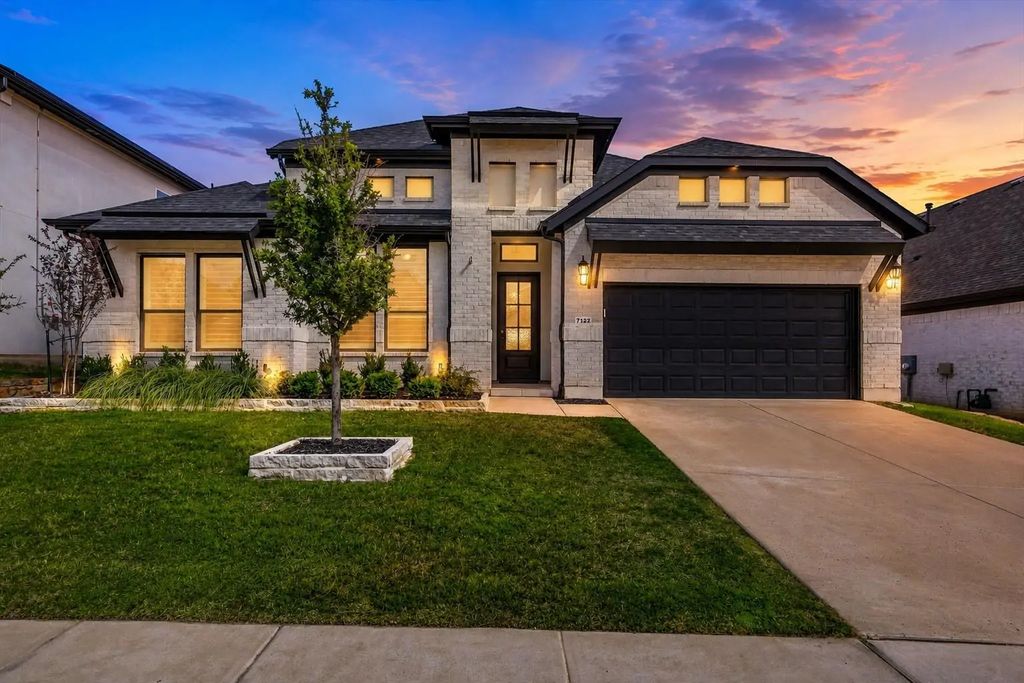7122 Doe Creek Lane, Argyle