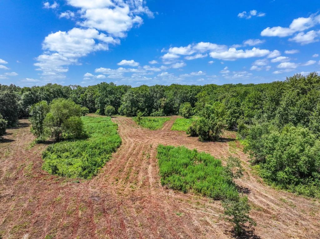 Private Road 1425, Centerville