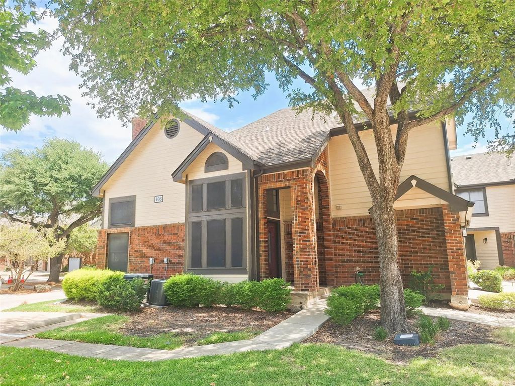 408 Santa Fe Trail 61, Irving