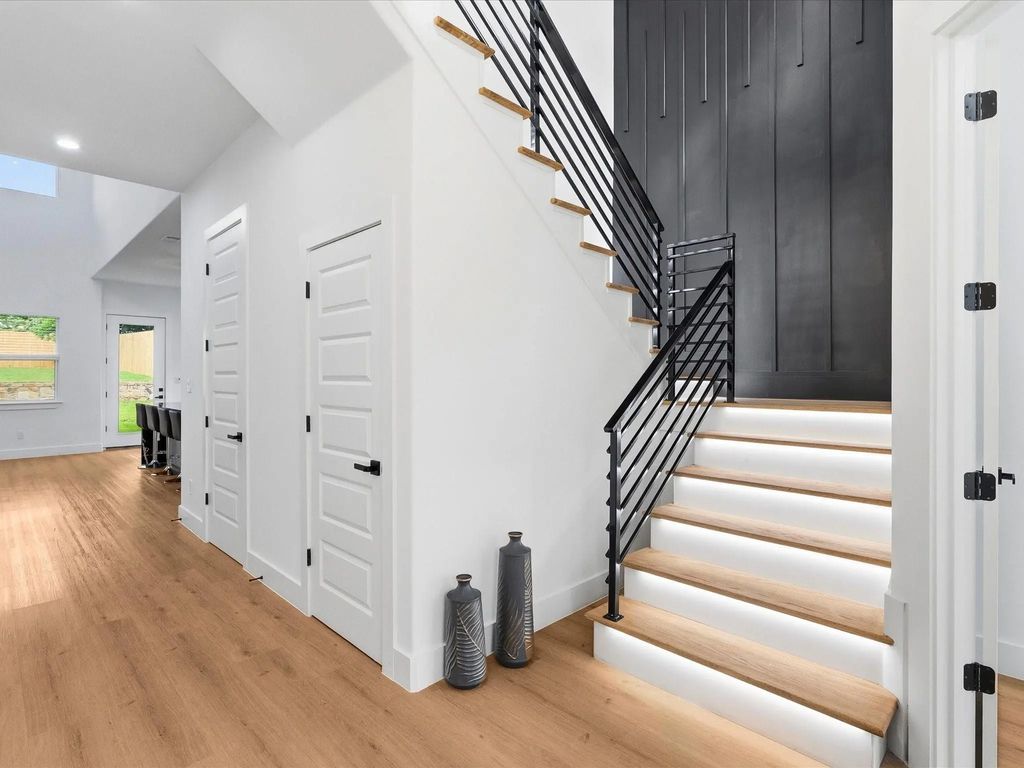 2311 Fatima Avenue, Dallas
