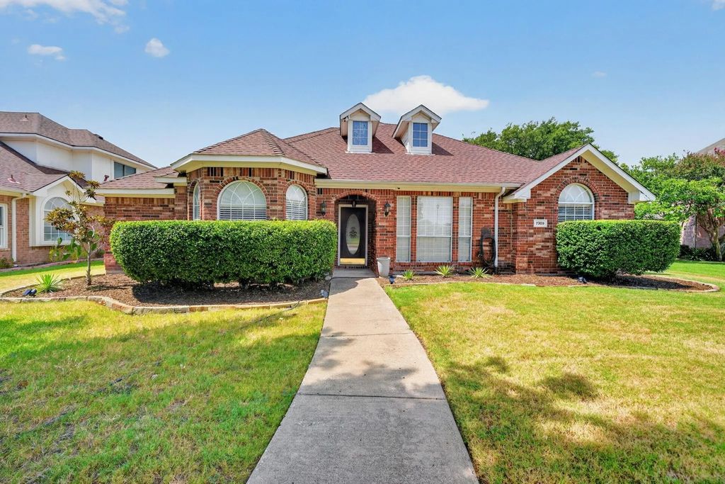 7309 Tremont Avenue, Rowlett