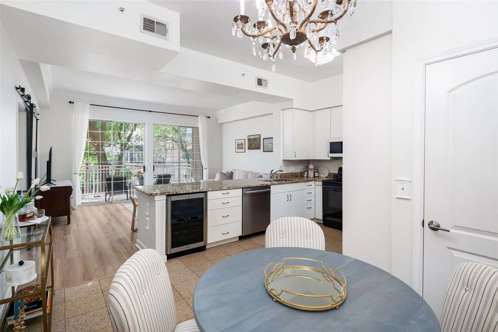 3225 Turtle Creek Boulevard 234, Dallas