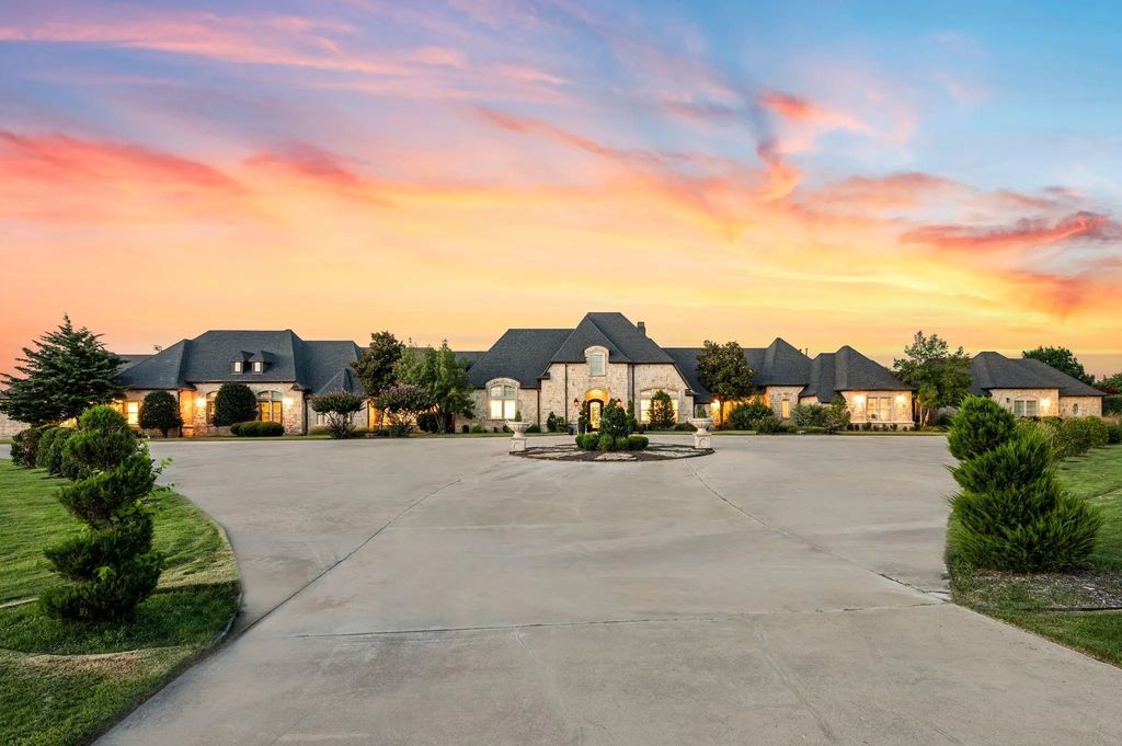 1705 Bison Meadow Lane, Heath