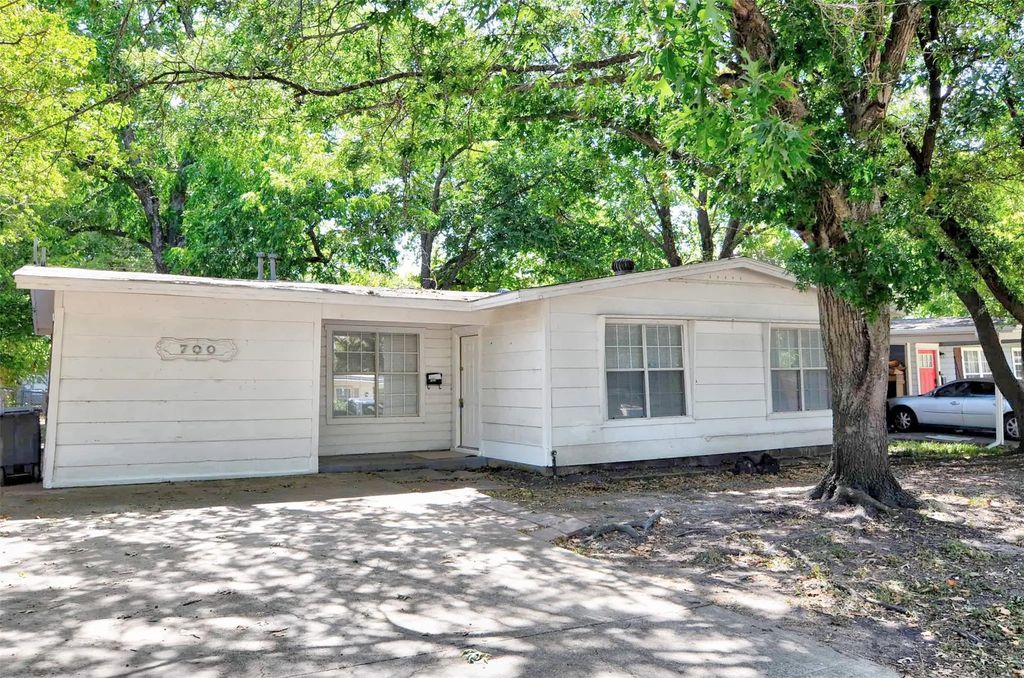 700 Grande Drive, Mesquite