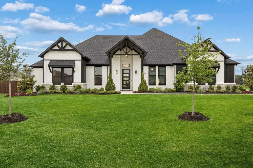 4037 Lagos Drive, Midlothian