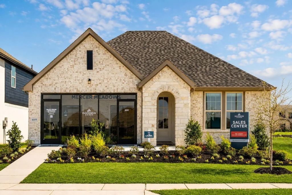 4009 Warhol Way, Royse City