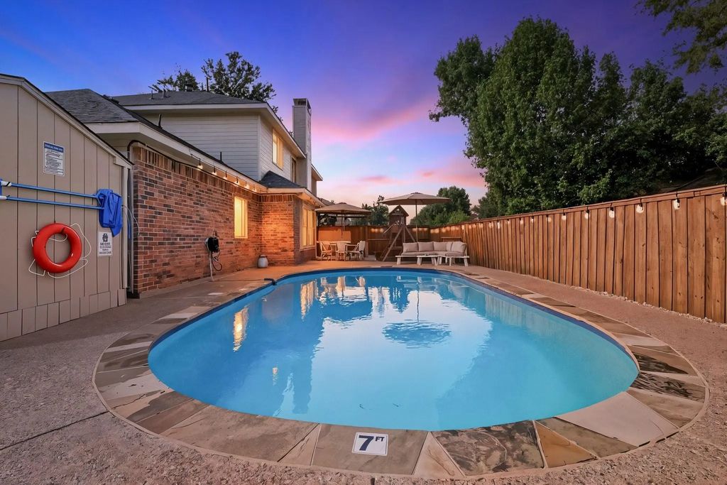 537 Purdue Drive, Lewisville