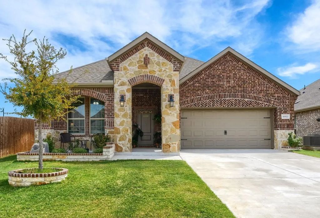 10922 Autry Ridge Lane, Aubrey
