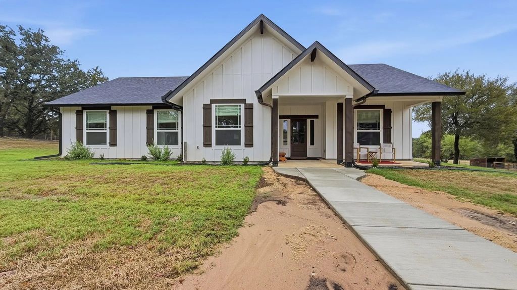 2155 County Road 197, Jonesboro