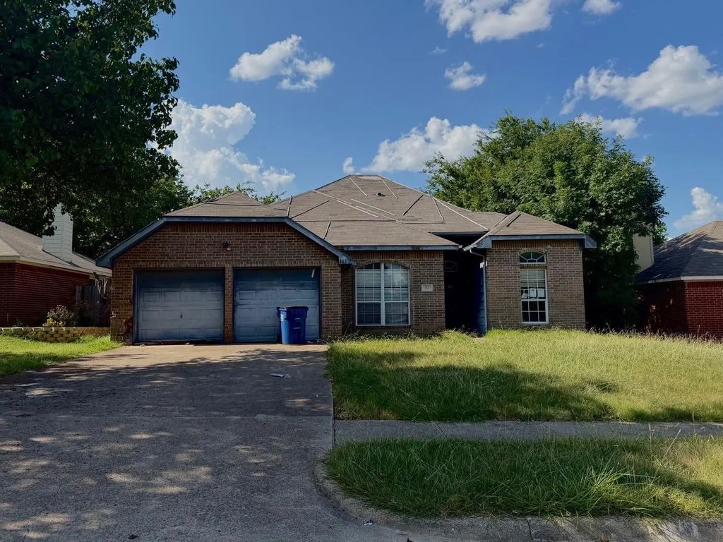 111 Craddock, Glenn Heights