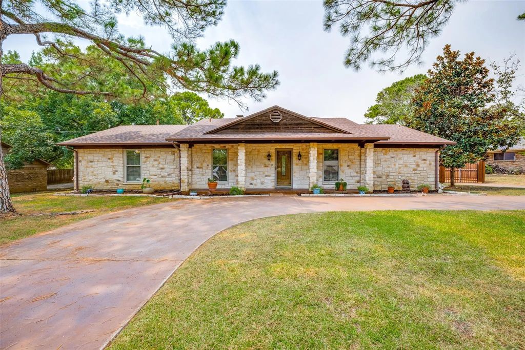 233 Oak Street, Highland Village