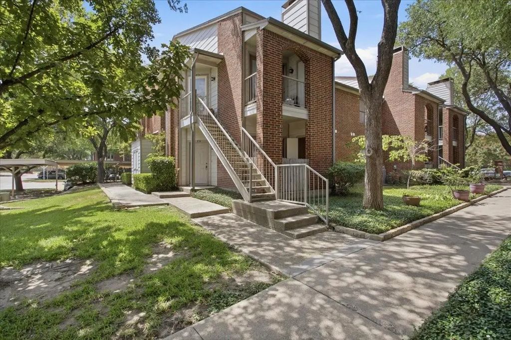3209 Donnelly Circle 107, Fort Worth