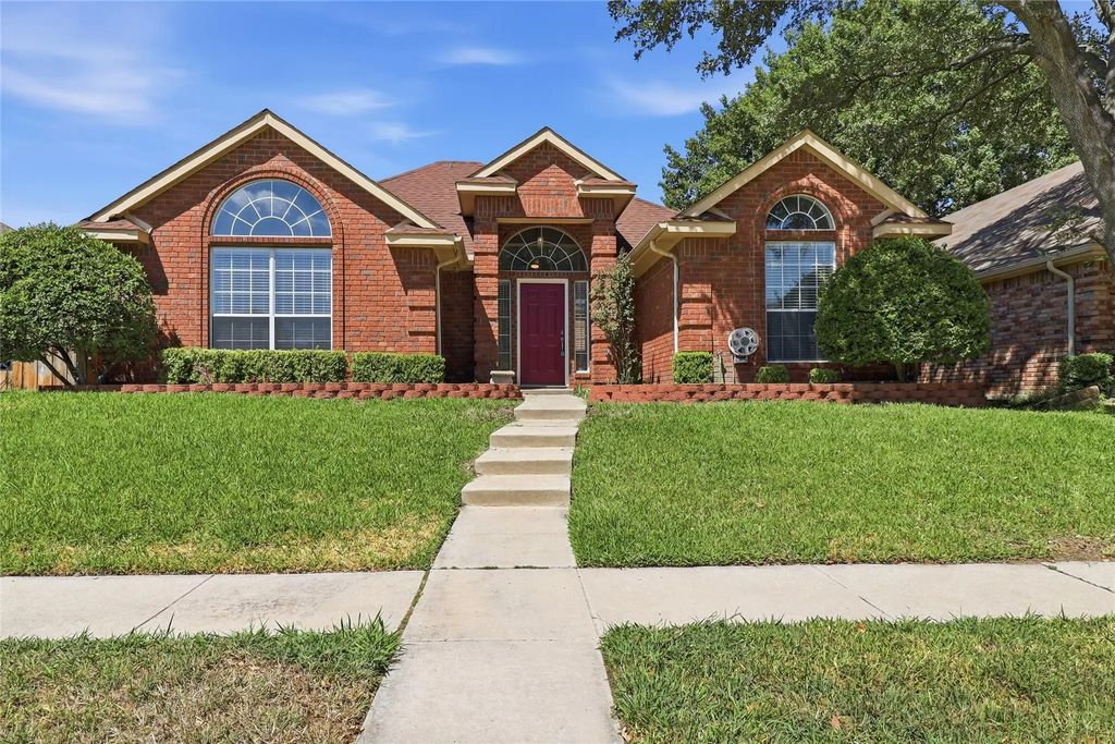 10308 Quest Drive, Frisco