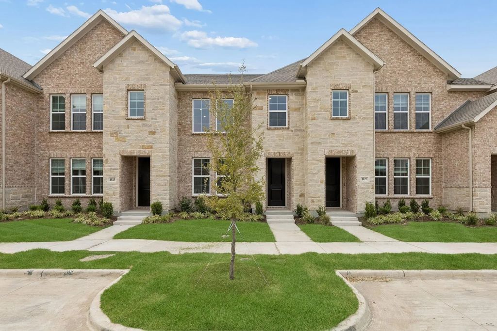 1025 Splitrock Drive, Allen