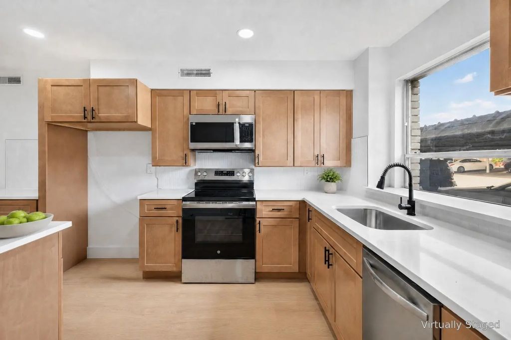 6365 Diamond Head Circle A, Dallas