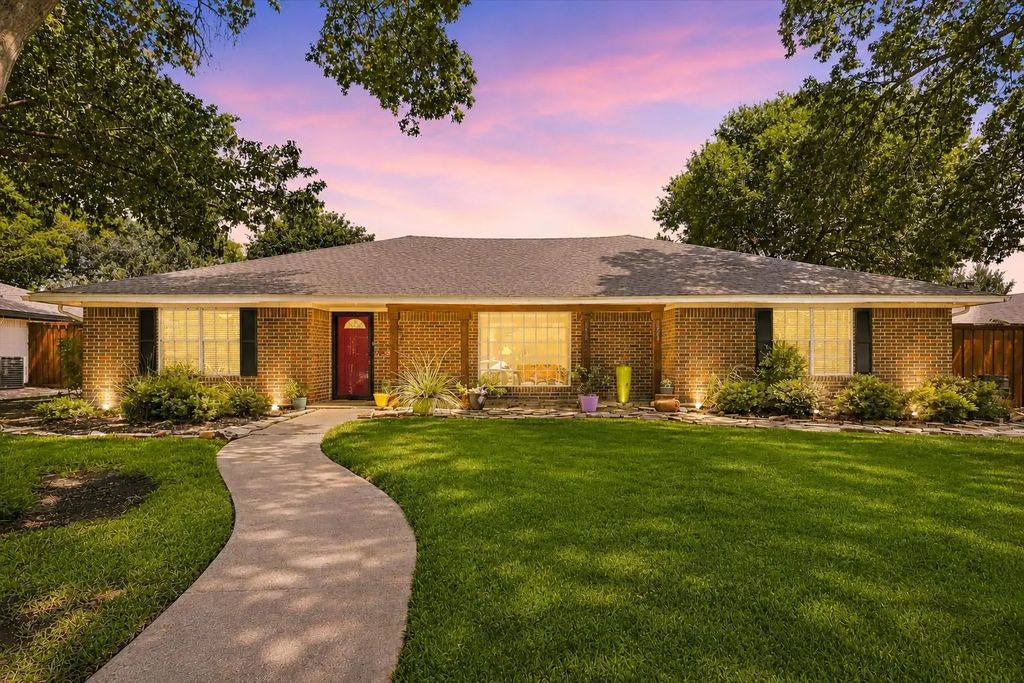 2525 Eucalyptus Drive, Plano