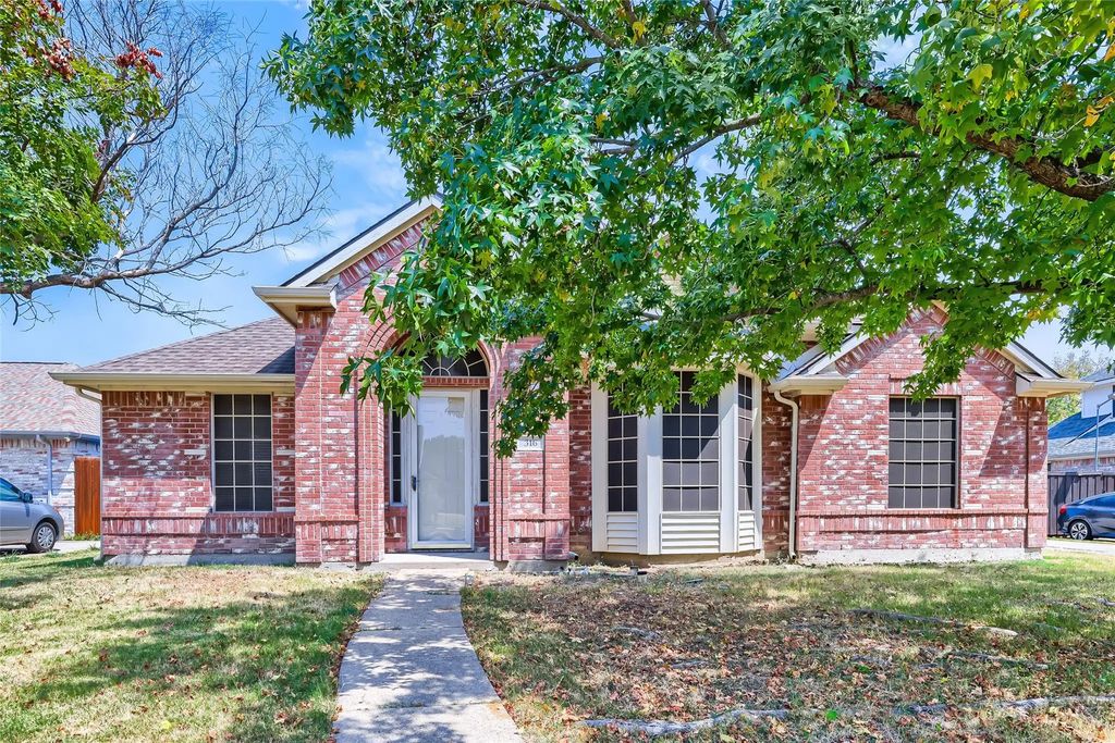 316 Shady Timbers Lane, Murphy