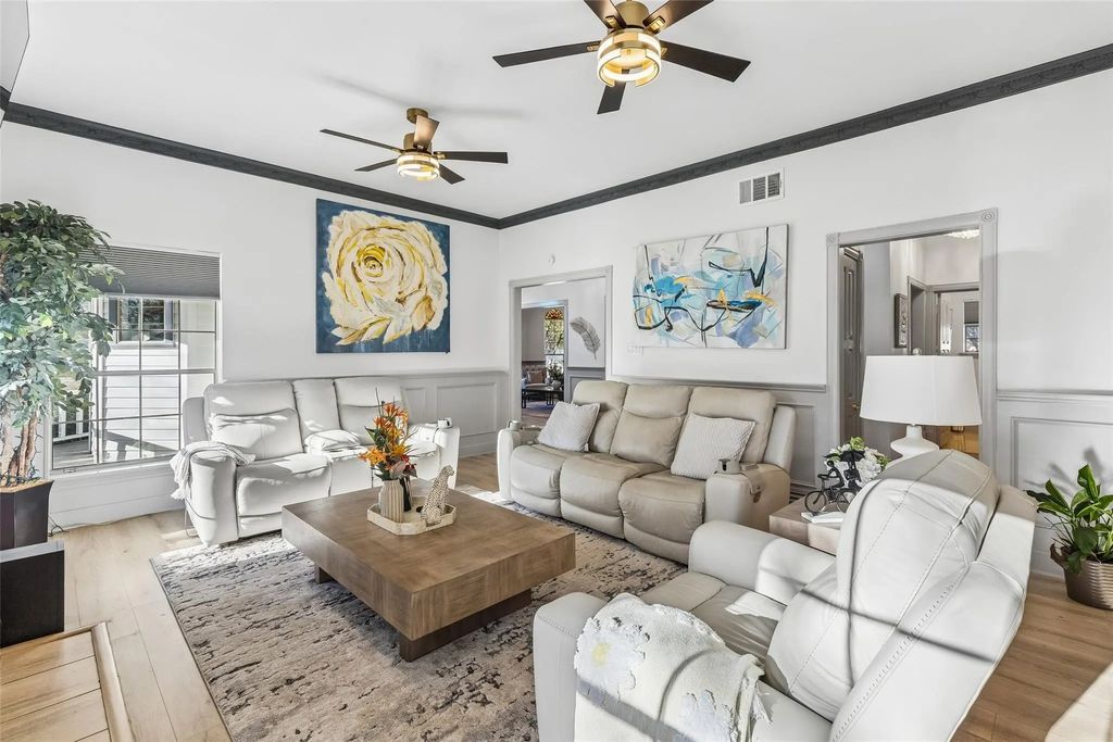 3706 Castle Drive, Rowlett