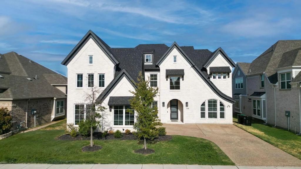 7548 Ridge Lane, Grand Prairie