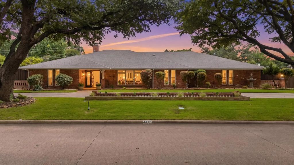 4446 Thunder Road, Dallas