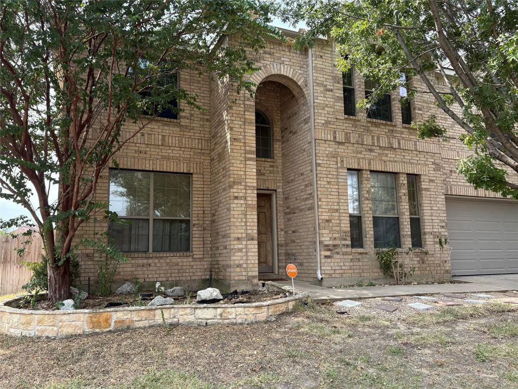 1316 Pheasant Run Trail, Fort Worth