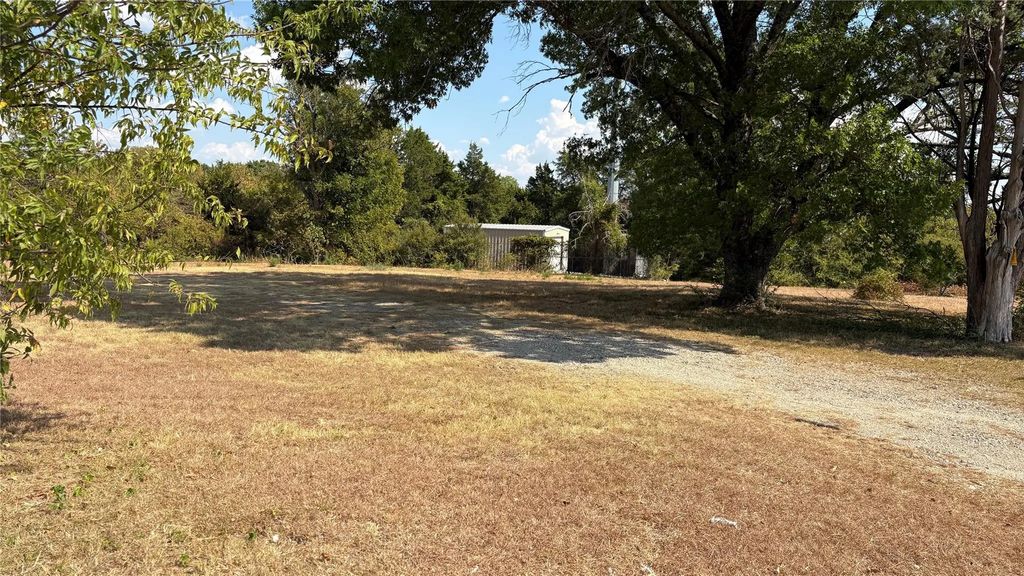 4560 N University Hills Boulevard, Lancaster