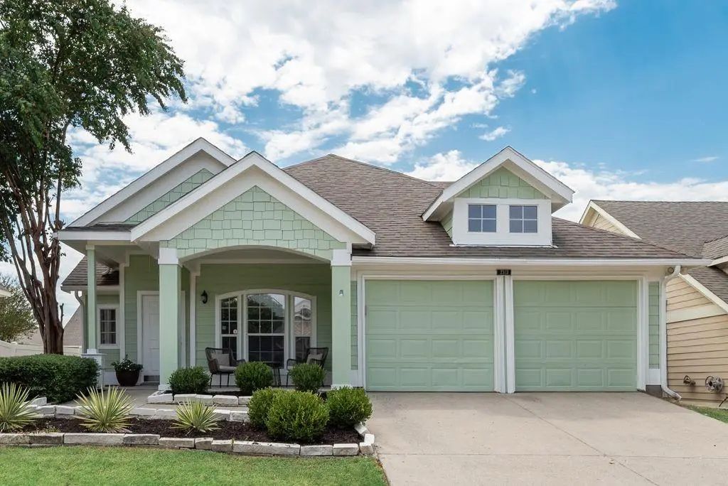 2313 Hillside Drive, Anna