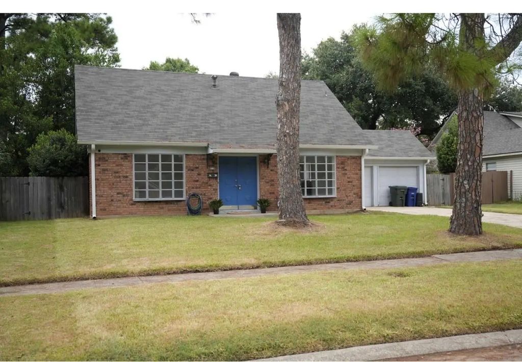 6138 Lovers Lane, Shreveport