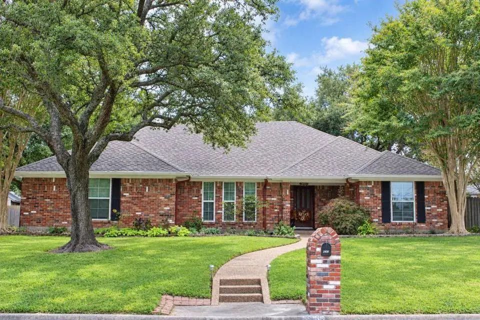 Photo of Listing #21369536