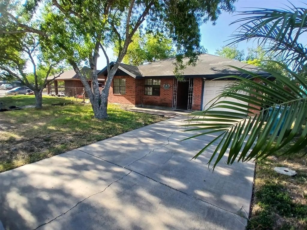 310 W 10th Street, Los Fresnos