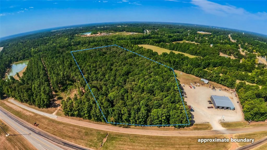Loop 390, Marshall