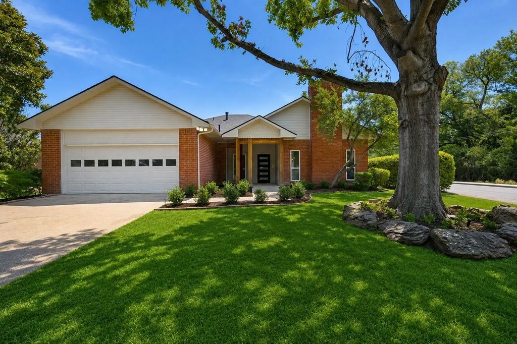 2514 Danny Lane, Farmers Branch