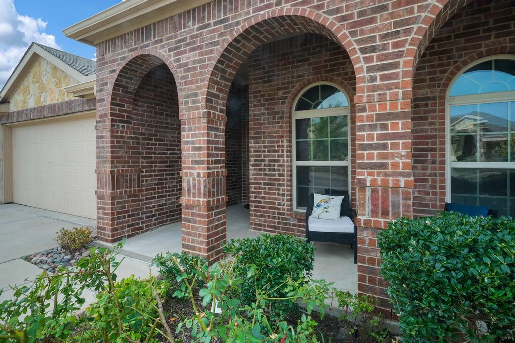 1120 Cheyenne Drive, Aubrey