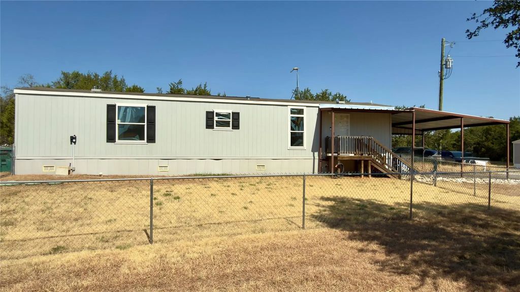 1108 Ridgeview Circle, Granbury