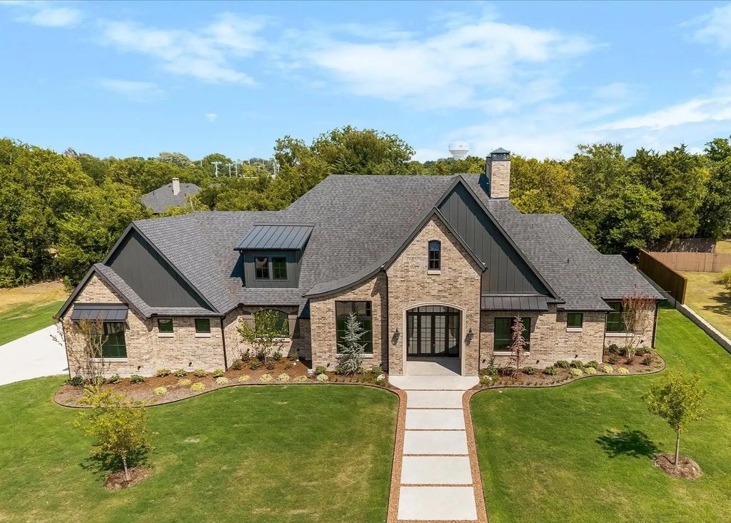 1602 Mariah Court, Heath