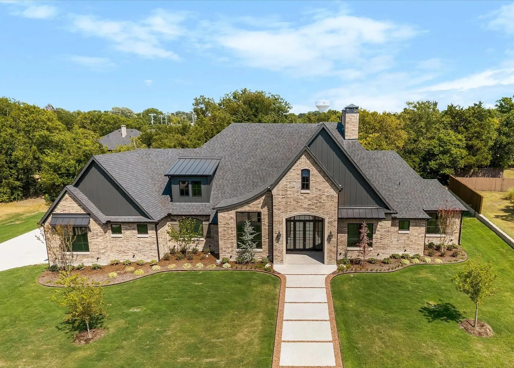 Photo of Listing #21369908