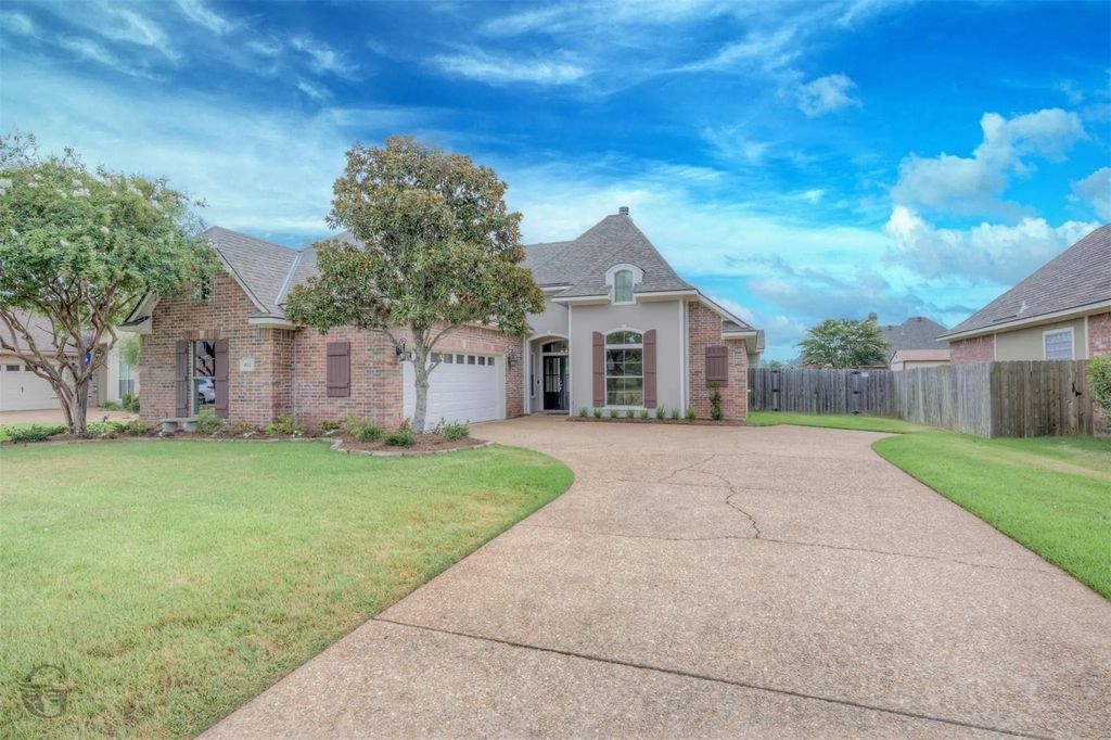 403 Half Moon Lane, Bossier City