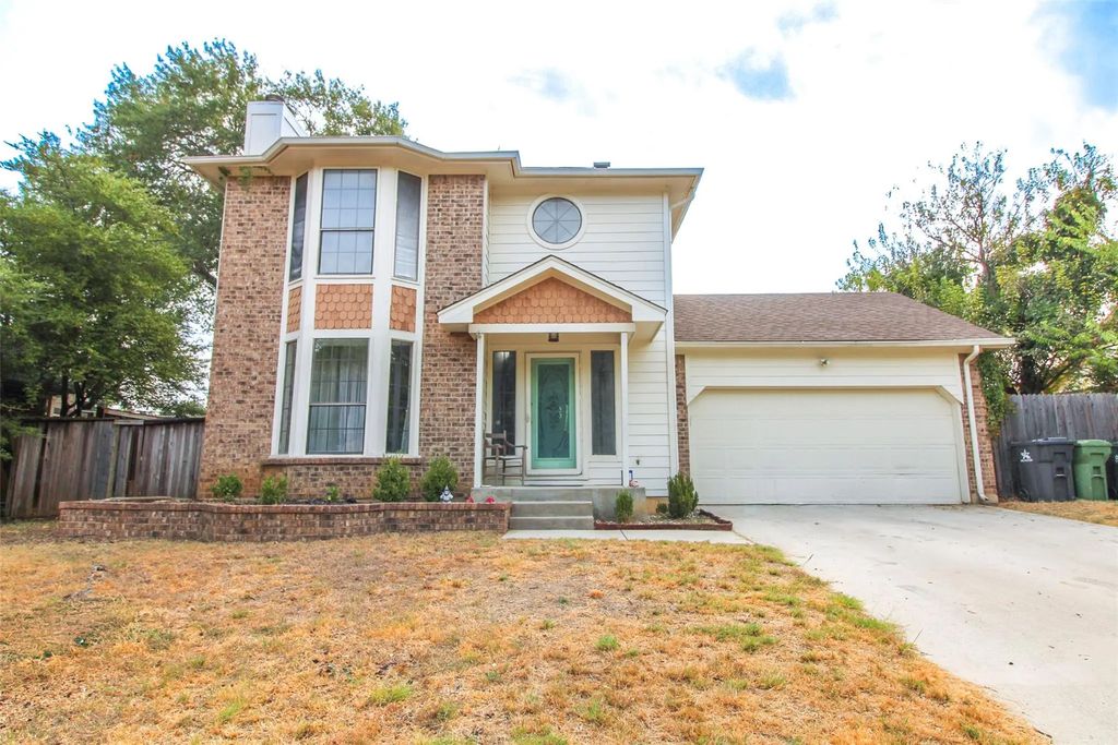 6111 Farmingdale Drive, Arlington