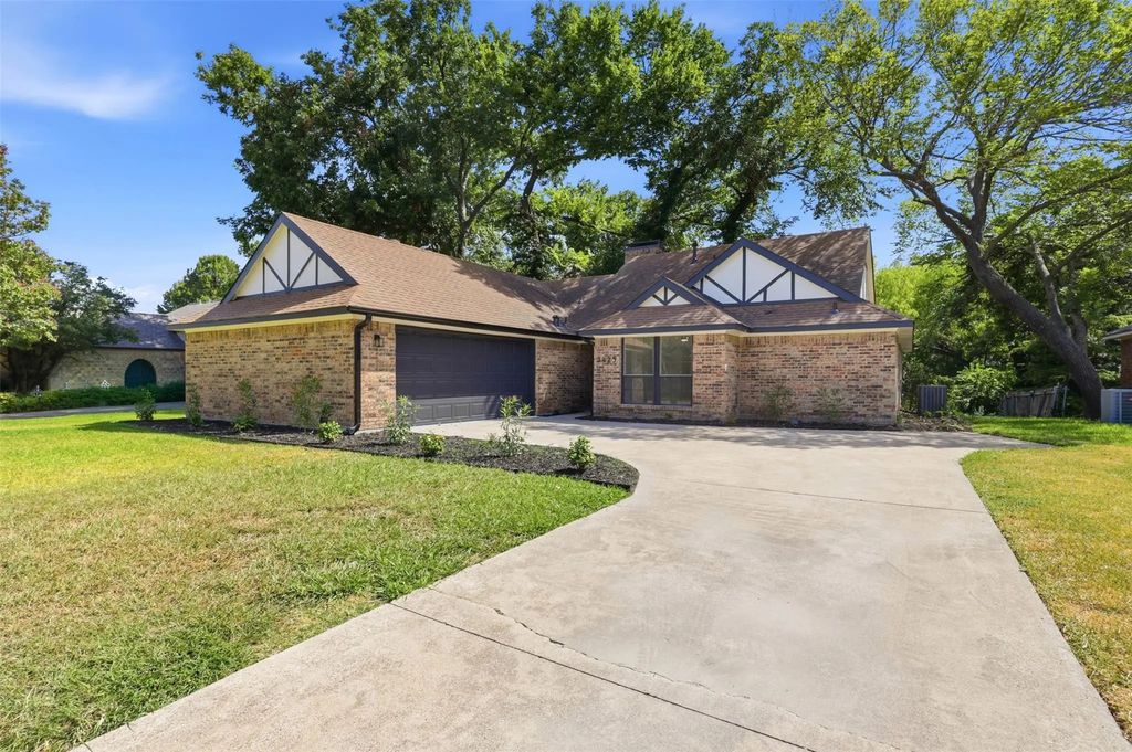 5425 Deep Canyon Drive, Garland
