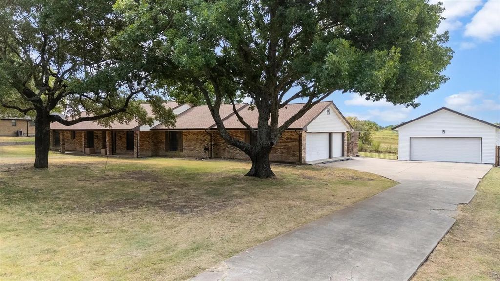 5 Crestview Circle, Rockwall