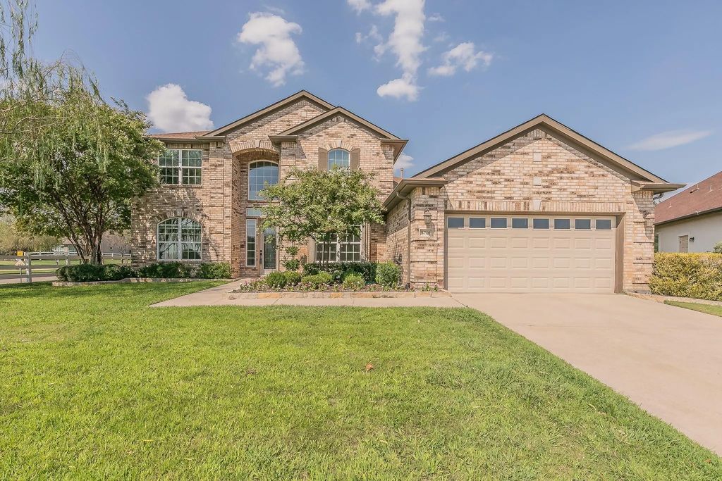 8701 Freeport Drive, Denton